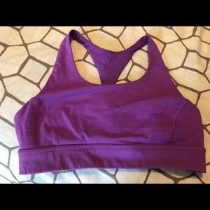 Lululemon sports bra